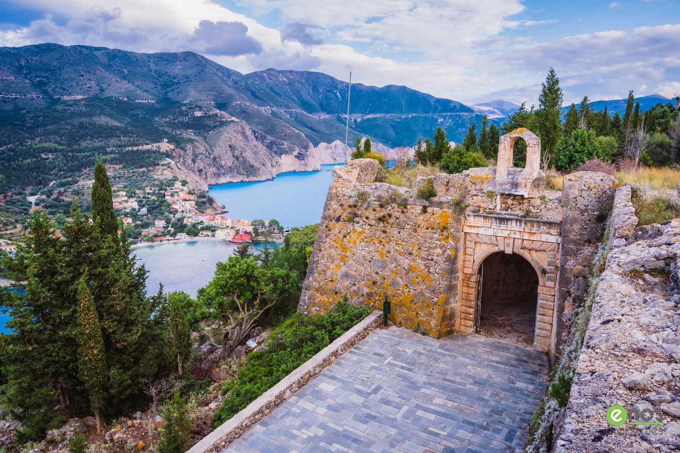 Top 10 locations in Kefalonia - Saint George Castle