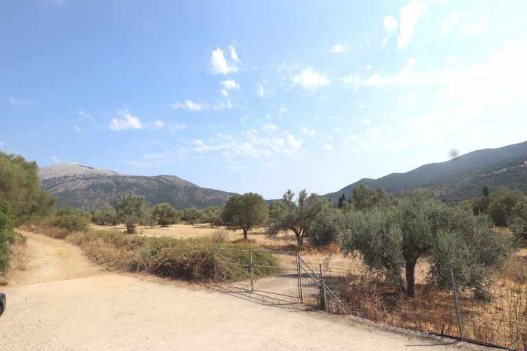 A 1,435 sq.m. plot is for sale in Agia Eirini