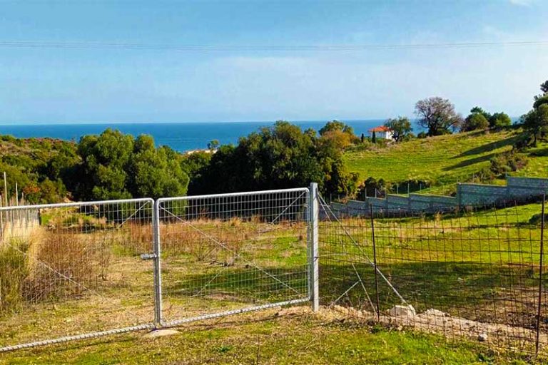 parcel-2989-with sea view