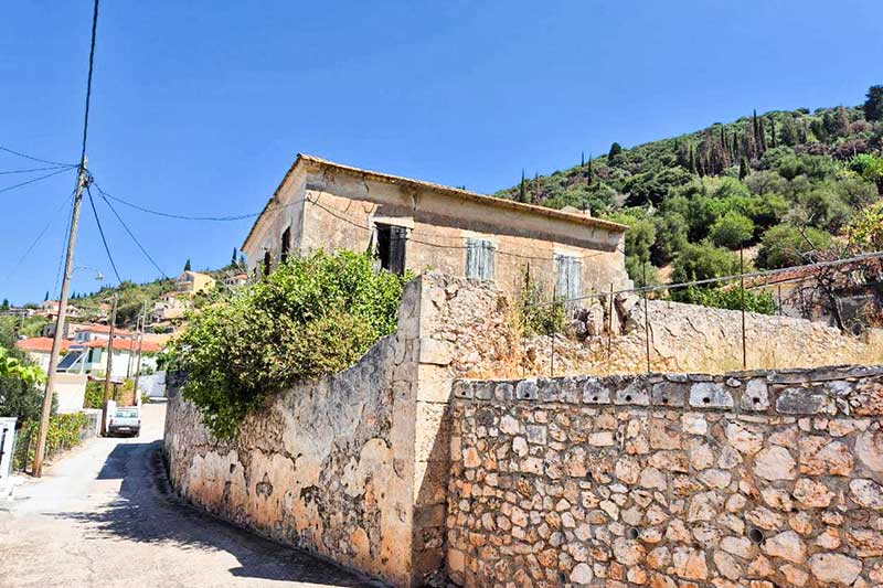 3296-house-property in Faraklata
