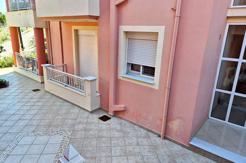 apartment-3343-view of the property