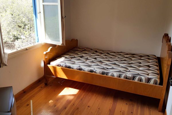 Second bedroom of the property in Farsa - property id 2103