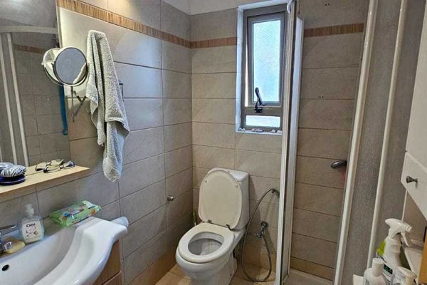 house-3318-bathroom