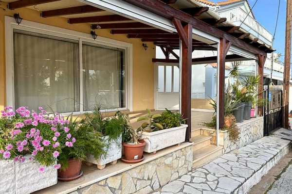 apartment-2311-centrally located