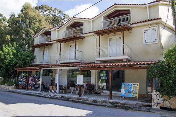 kateleios-2581-apopsi akinitou