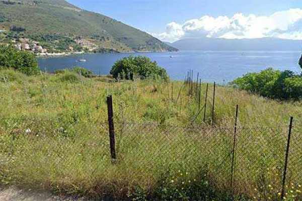 An exquisite plot is for sale in Agia Efimia in Kefalonia