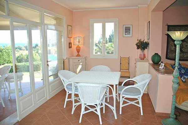 exquisite villa-2081-dining room