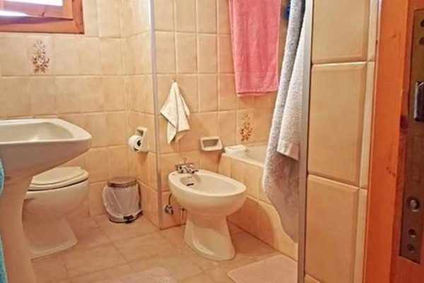 detached house-2336-bathroom