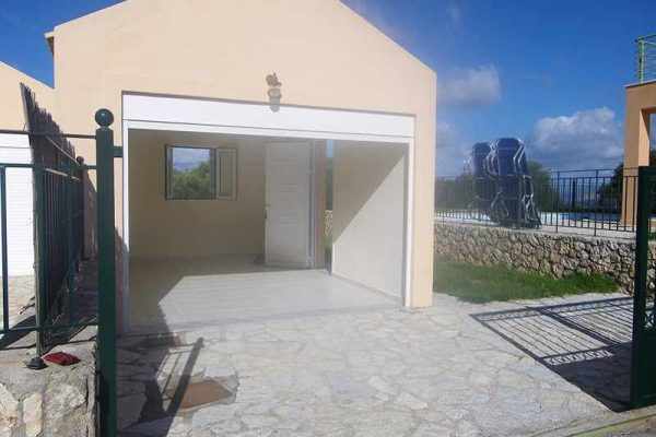 pool villa-2234-garage