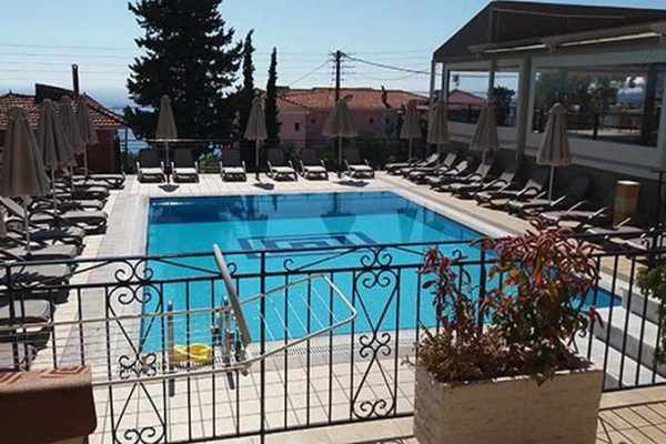 hotel-2380-view of the pool