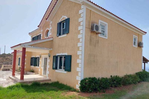 villa-2972-property in Helmata