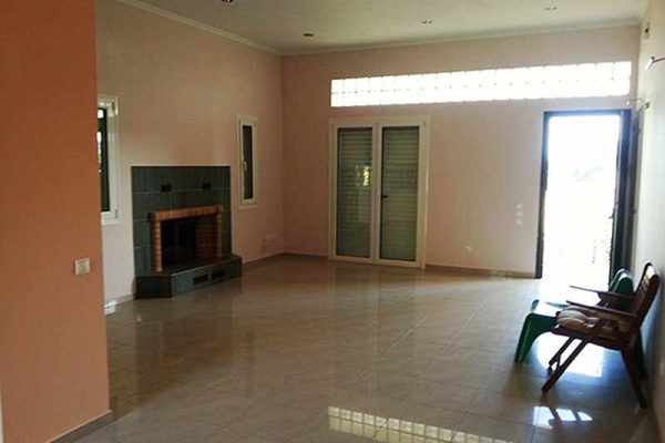 house-2029-view of the living room