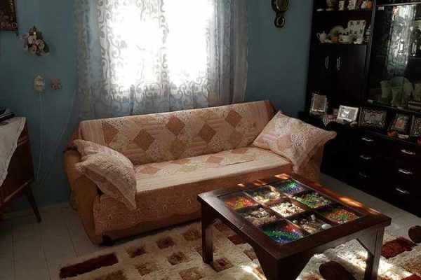 detached house-2089-living room