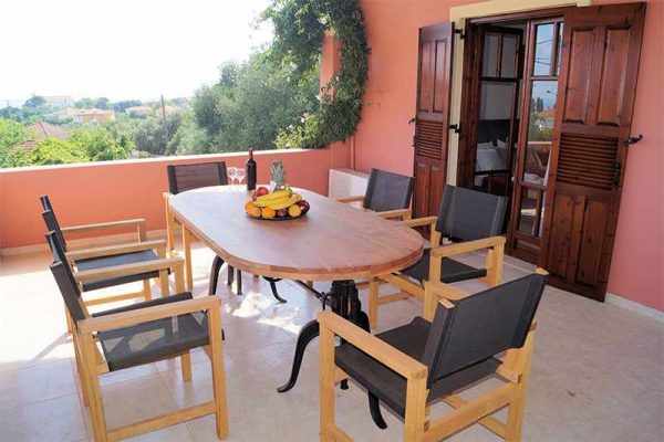 Villa with a pool for sale in Sarlata, Kefalonia