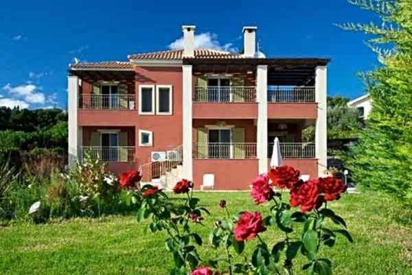 luxury villa-2050-view of the villa and garden