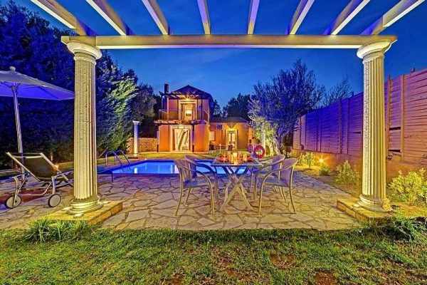 luxury villa-2123-view of the garden and pool