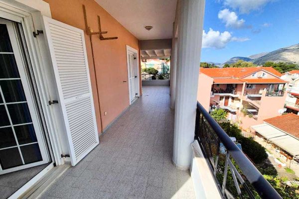 maisonette-3293-centrally located
