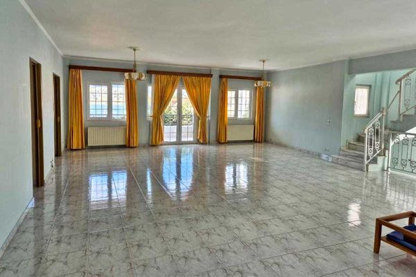 maisonette-3293-with large balcony (15)