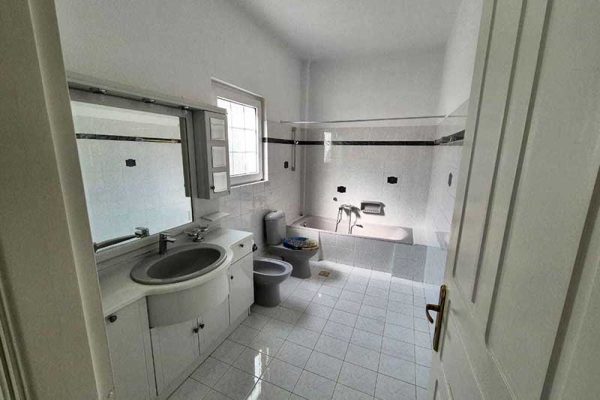 maisonette-3293-with large balcony (3)