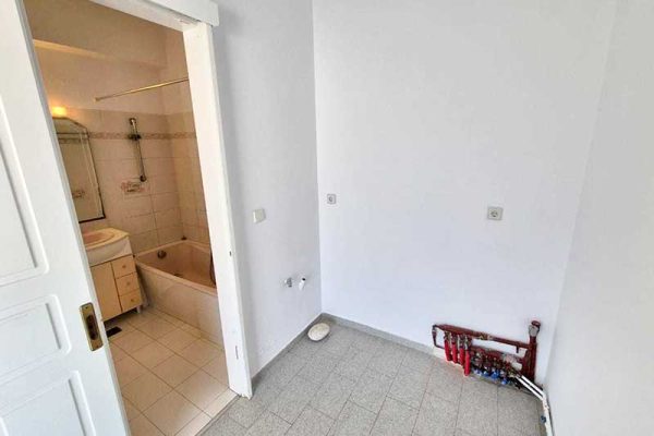 maisonette-3293-with storage room