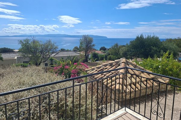ratzakli-3325-with beautiful views