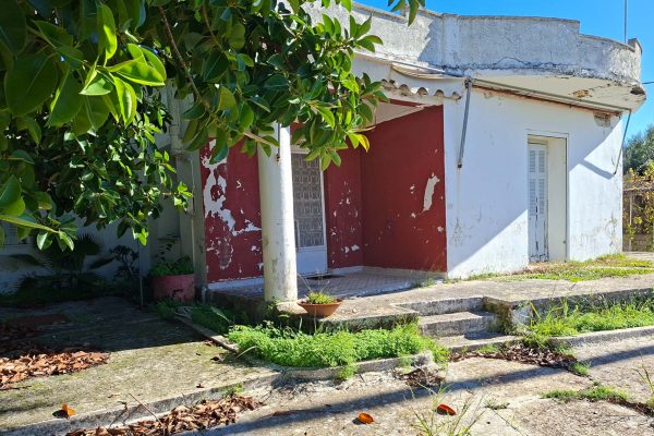 view of the entrance of the house in Mihalitsata - property id 3361