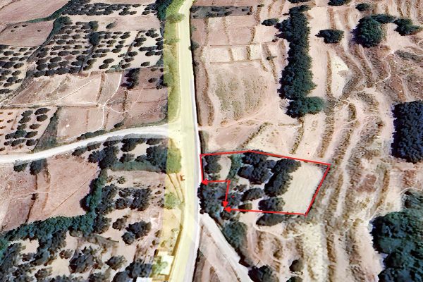 parcel located on a main road in Kontogourata - property id 3365