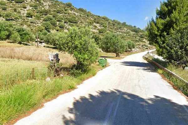 A 473,000 square meter parcel is for sale in Agia Efimia, Kefalonia