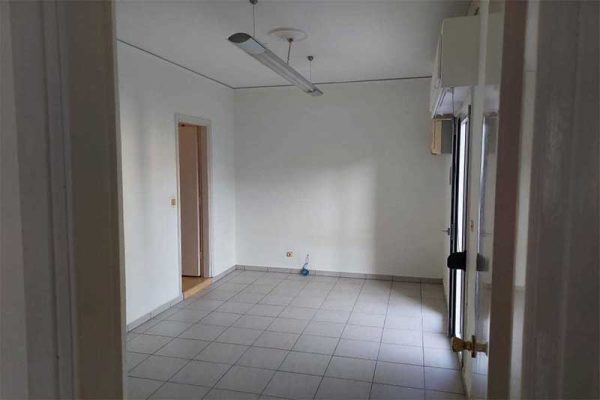 rent-2921-view of the interior