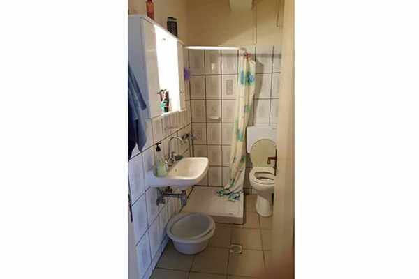 property-2395-bathroom