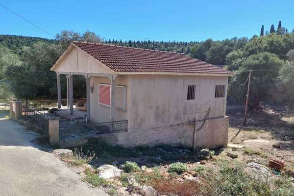 sale-house-near-fiskardo-2709-09