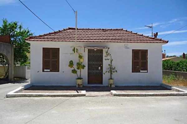 traditional house-1992-view of the house