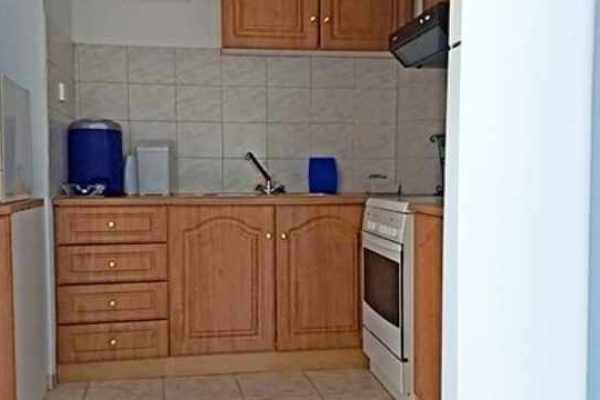 house-2510-kitchen
